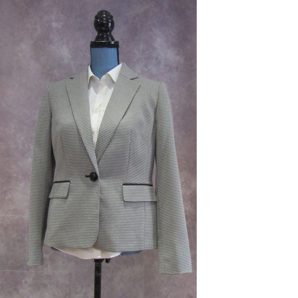 Le Suit Black & White Honeycomb Blazer Size 4